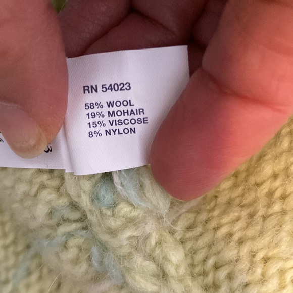 Gap L mohair & wool snapped cowl neck sweater - Picture 5 of 5